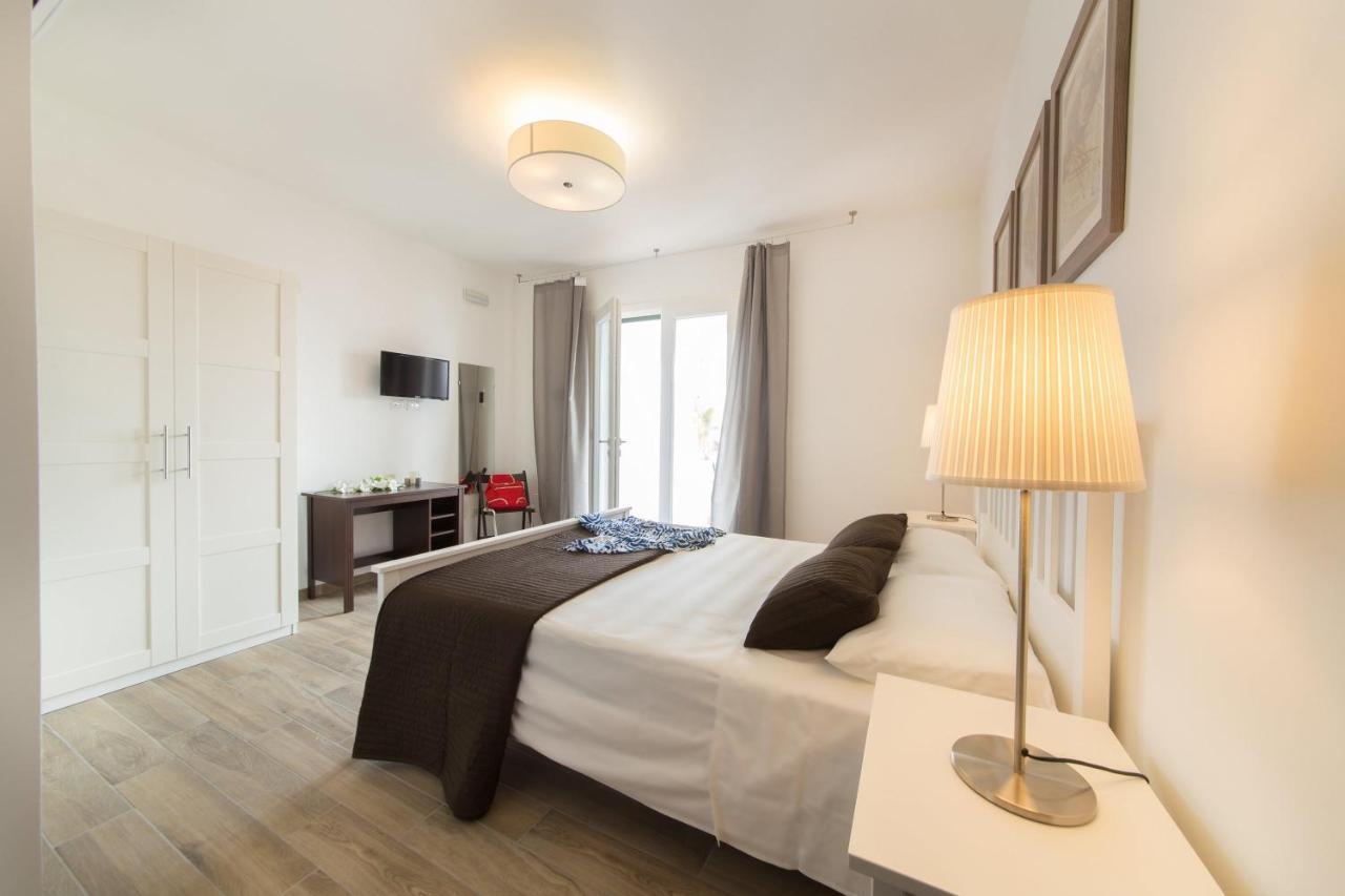 마리나디만카베르사 Salentoineout B&B 외부 사진