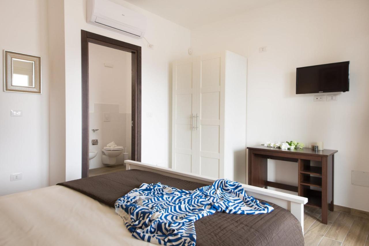 마리나디만카베르사 Salentoineout B&B 외부 사진